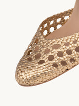 Chaussures tressées - Gold Woven Heeled Sandals in Braided Leather | Flavie Woven Gold