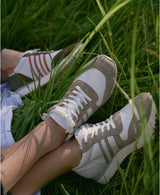 Wedge sneakers - Basket compensée bicolore blanches et grises | Power Sasso | ÉMZI PARIS