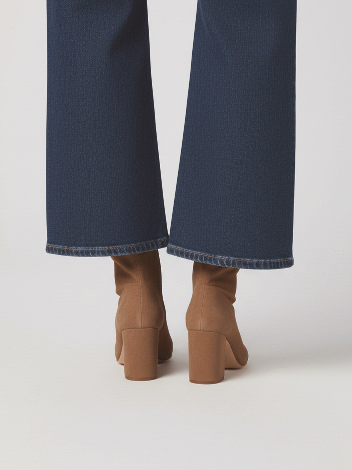 Bottines Marron Cuir verni d'Espagne Femme - Talon 6 cm - Felice Camel - Portées Gros Plan