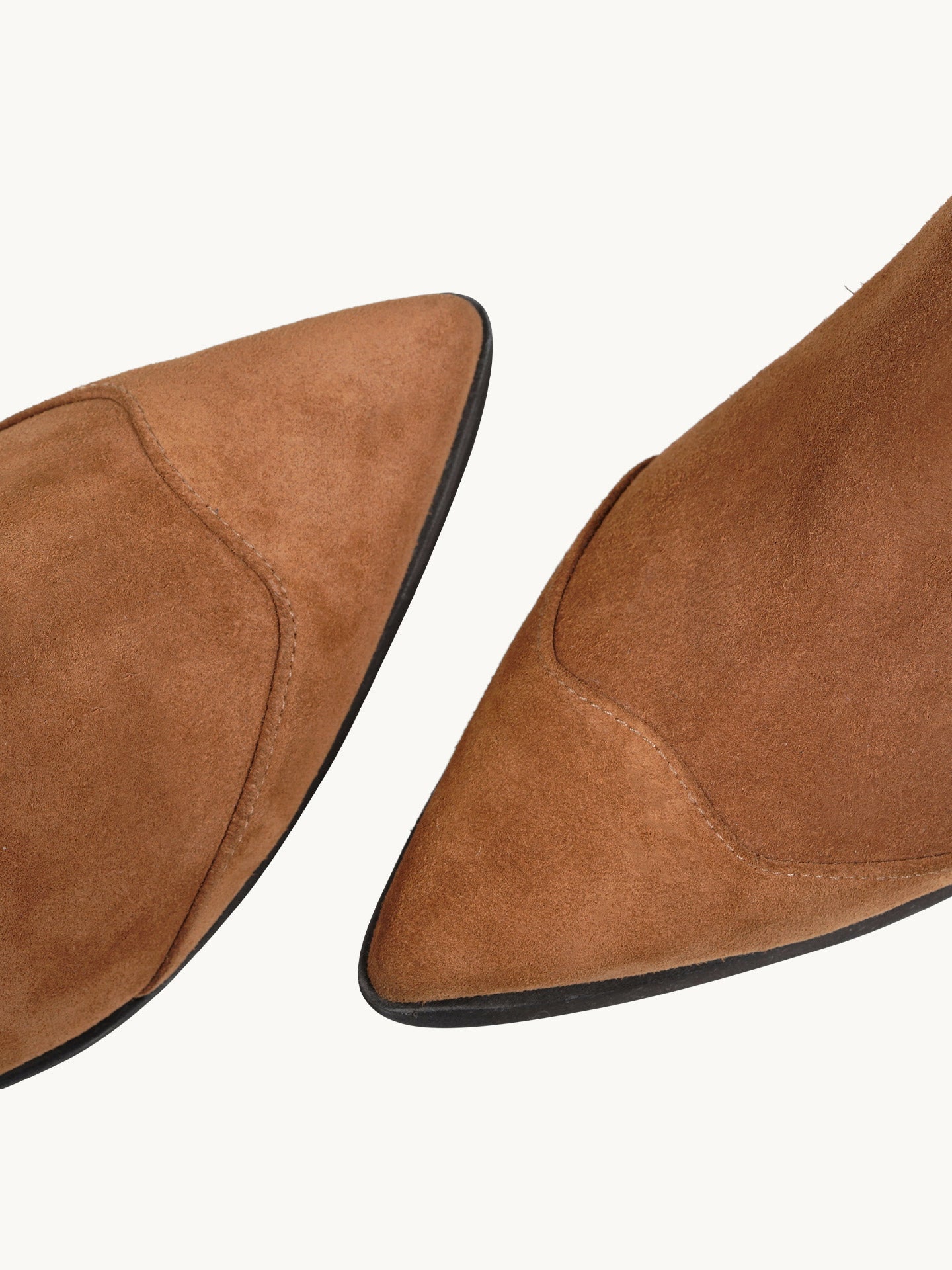 Bottines Marron Daim Italien Femme - Talon 4 cm - Anietta Cognac - Détail Découpe