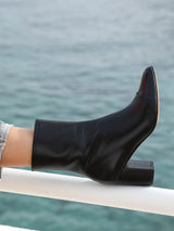 Chaussures femme élégantes et confortables - Bottines Noires Cuir nappa Espagne Femme - Talon 6 cm - Felice Black - Portées Gros Plan