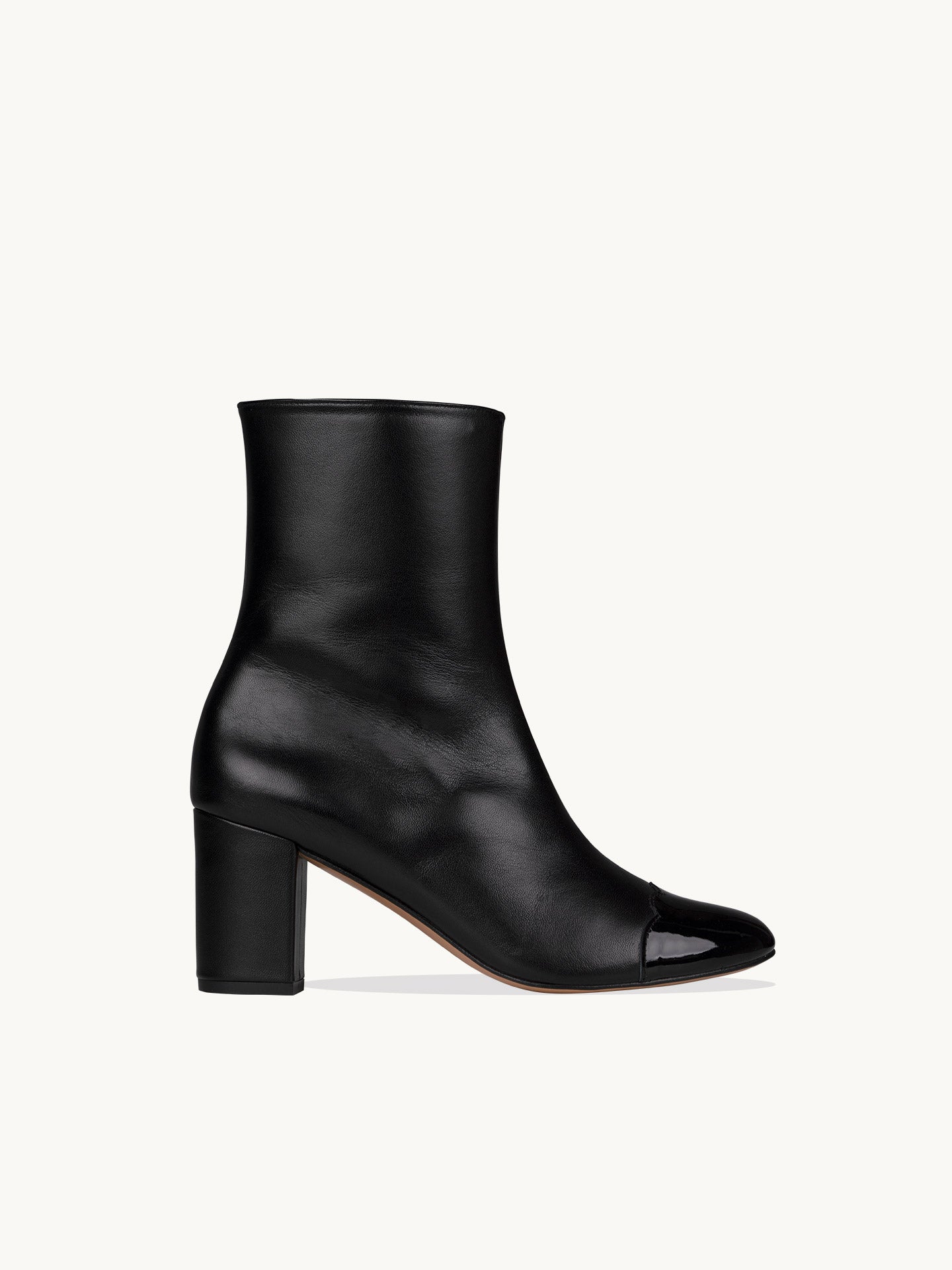 Bottines à talon noires avec bout festonné | Felice Black | ÉMZI PARIS