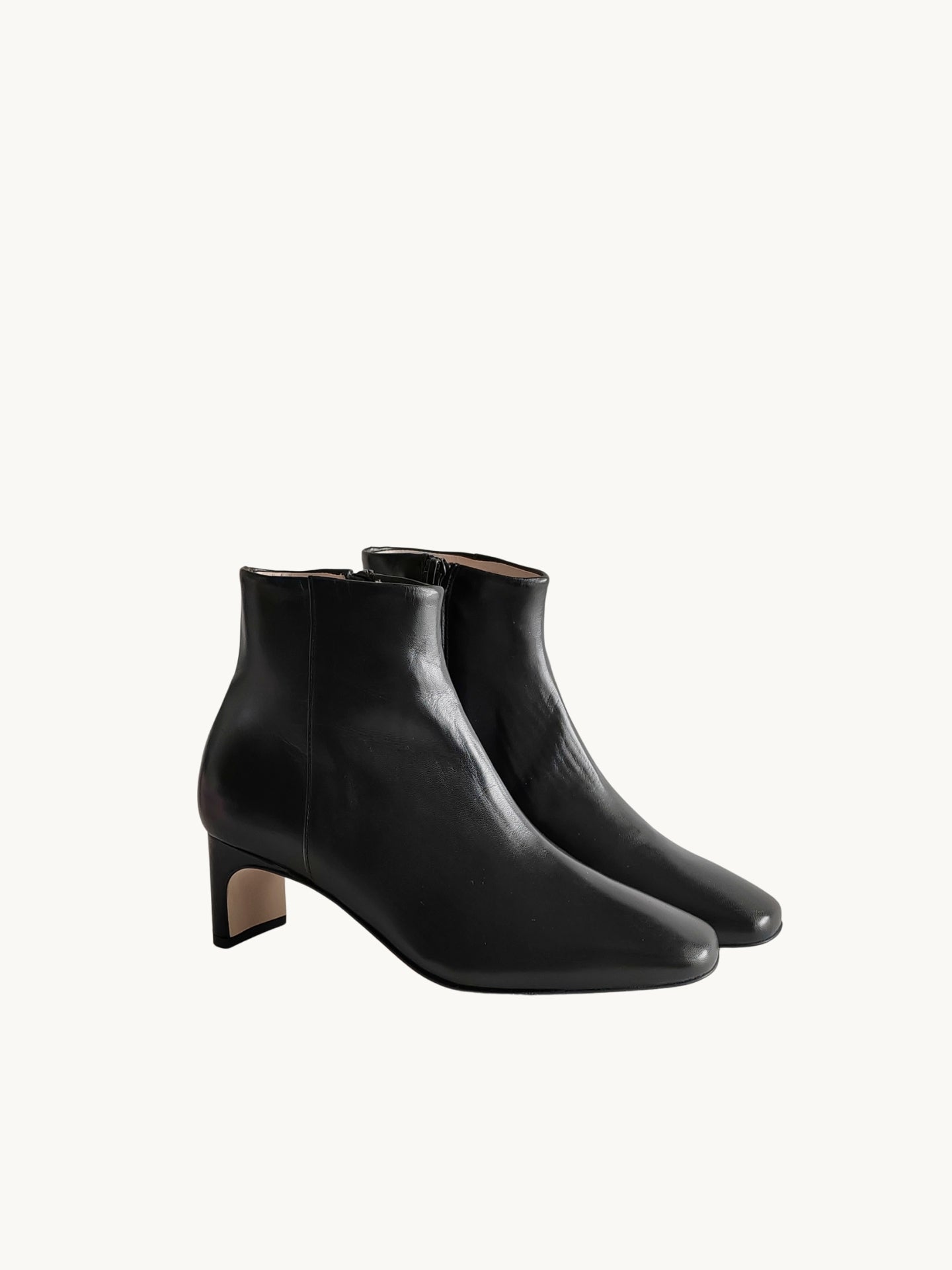 Sample - Fionni Black (size 34)