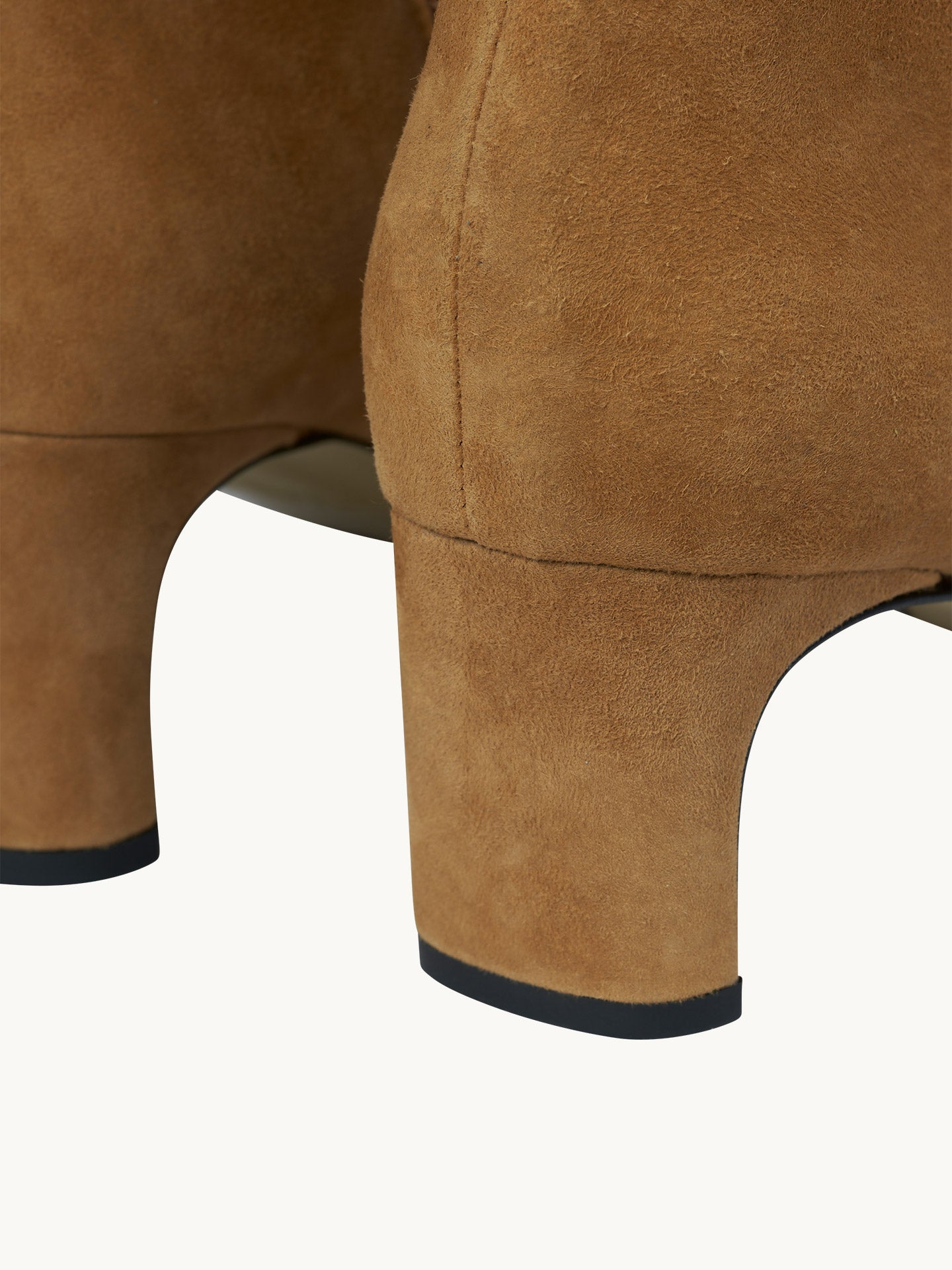 Sample - Fionni Camel (size 37)