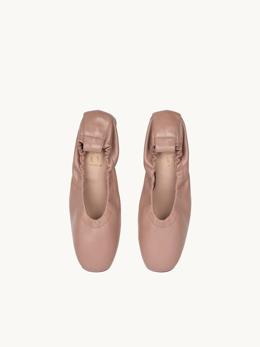 Chaussures italiennes - Ballerines à talon en cuir nude italien | Perri Antico | ÉMZI PARIS