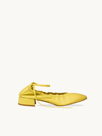Chaussures femme élégantes et confortables - Ballerines Jaunes en Cuir Souple Italien | Benni Yellow