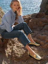 Chaussures femme élégantes et confortables - Mocassins Dorés Cuir Métallisé Italie Femme - Talon 2.5 cm - Lissa Gold - EMZI PARIS - Portées Assise